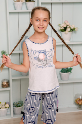 c6d9a027-79b9-4146-8b32-47ec4c21a3aa